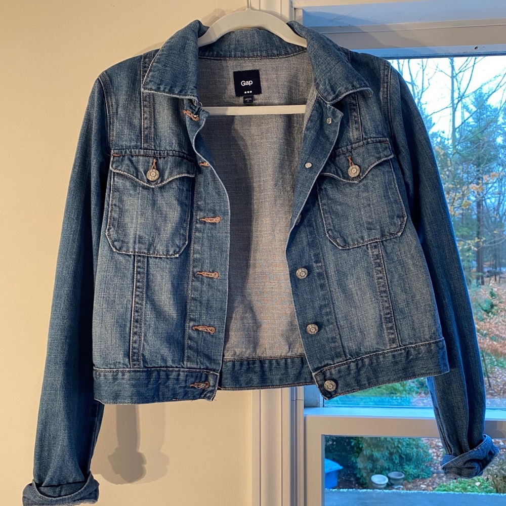 Cropped jean jacket